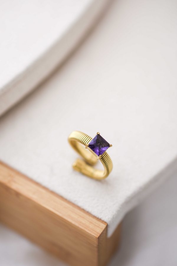 Ατσάλινο δαχτυλίδι με μωβ ζιργκόν